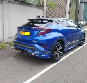 Toyota CHR NGX 10 2018 SUV (Used)