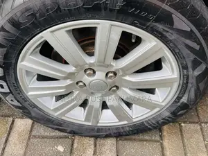 Land-Rover Discovery 4 2016 SUV (Used)