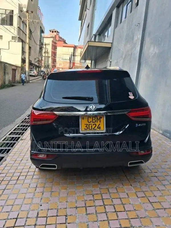 DFSK Glory I-Auto 2023 SUV (Used)