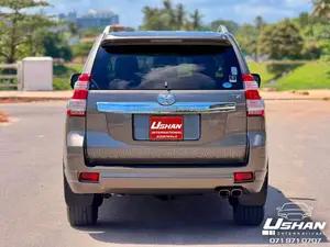 Toyota Land Cruiser PRADO 150 2015 SUV (Used)