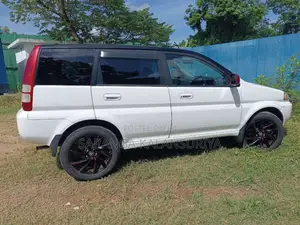 Honda HR-V 2000 SUV (Used)