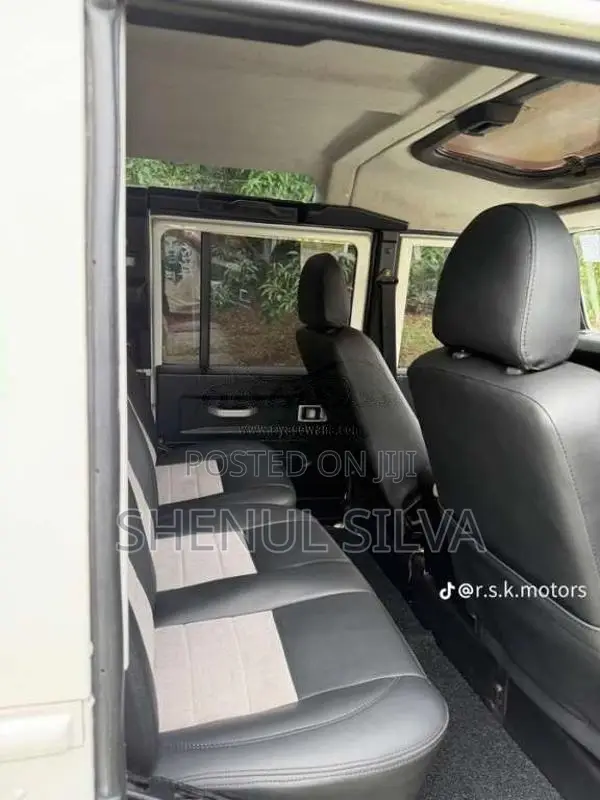 Land-Rover Defender 1991 SUV (Used)