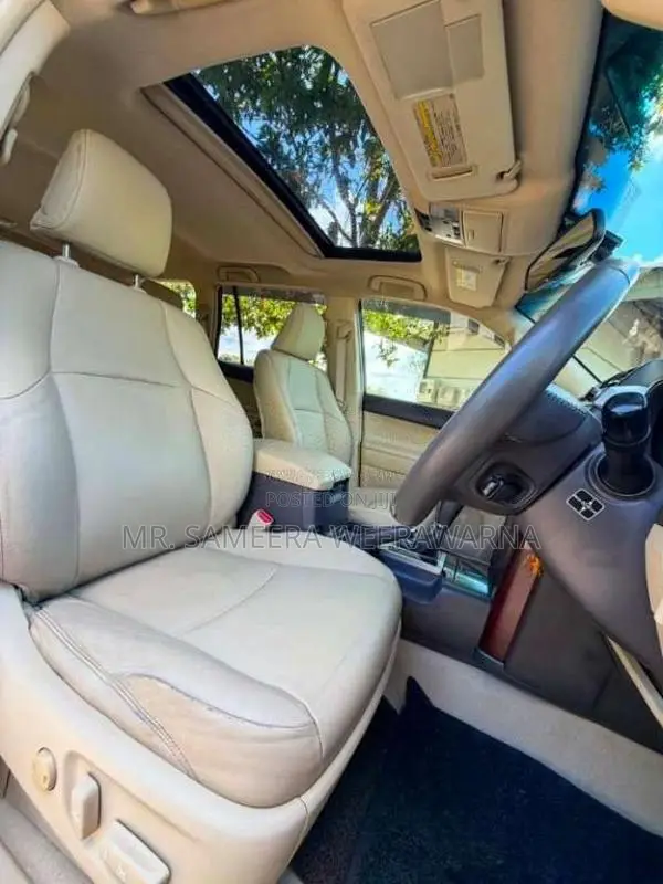 Toyota Land Cruiser PRADO 150 2015 SUV (Used)