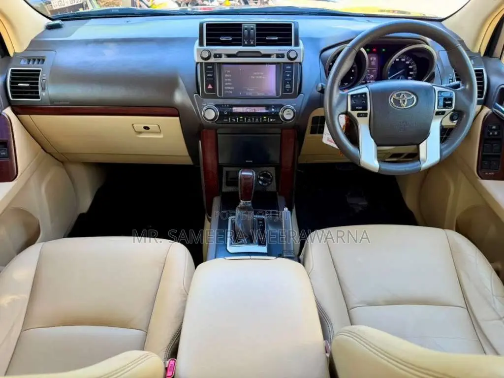 Toyota Land Cruiser PRADO 150 2015 SUV (Used)