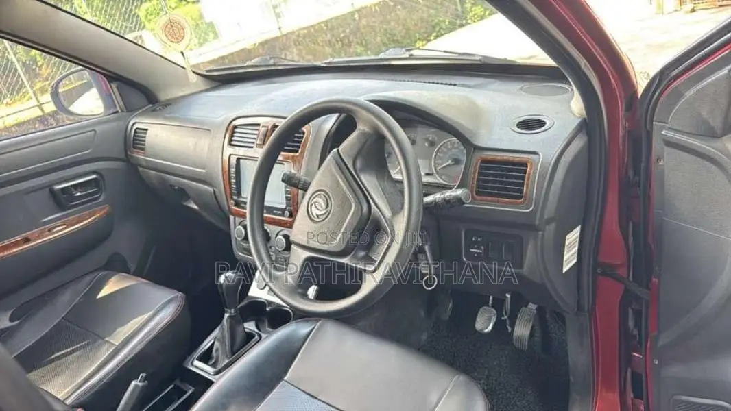 DFSK Glory 330 2016 SUV (Used)