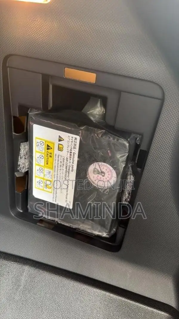 Daihatsu Rocky 2024 SUV (Used)