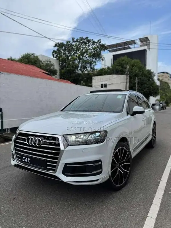 Audi Q7 2.0 Liter 2017 SUV (Used)