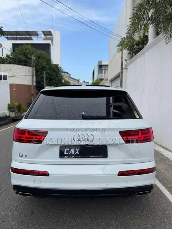 Audi Q7 2.0 Liter 2017 SUV (Used)