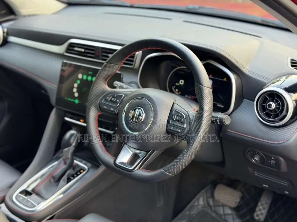 MG ZS 2025 SUV (Used)