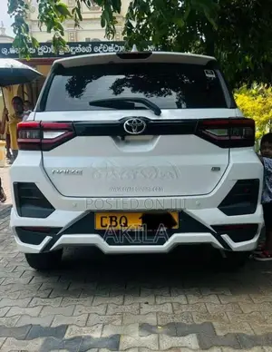 Toyota Raize 2025 SUV (Used)