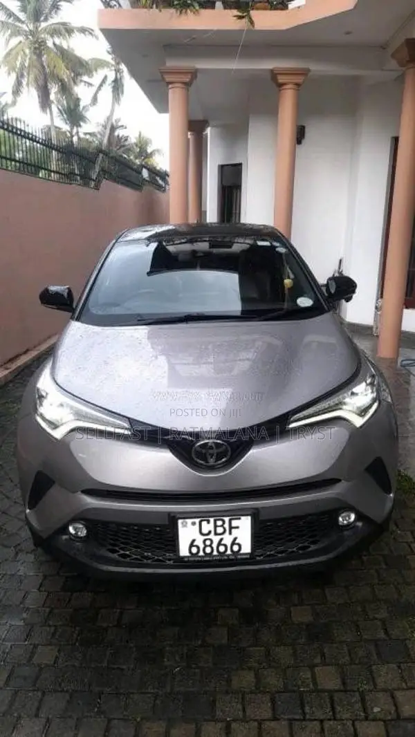Toyota CHR NGX10 2018 SUV (Used)