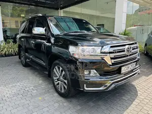 Toyota Land Cruiser Sahara V8 ZX Bruno Cross 2016 SUV (Used)