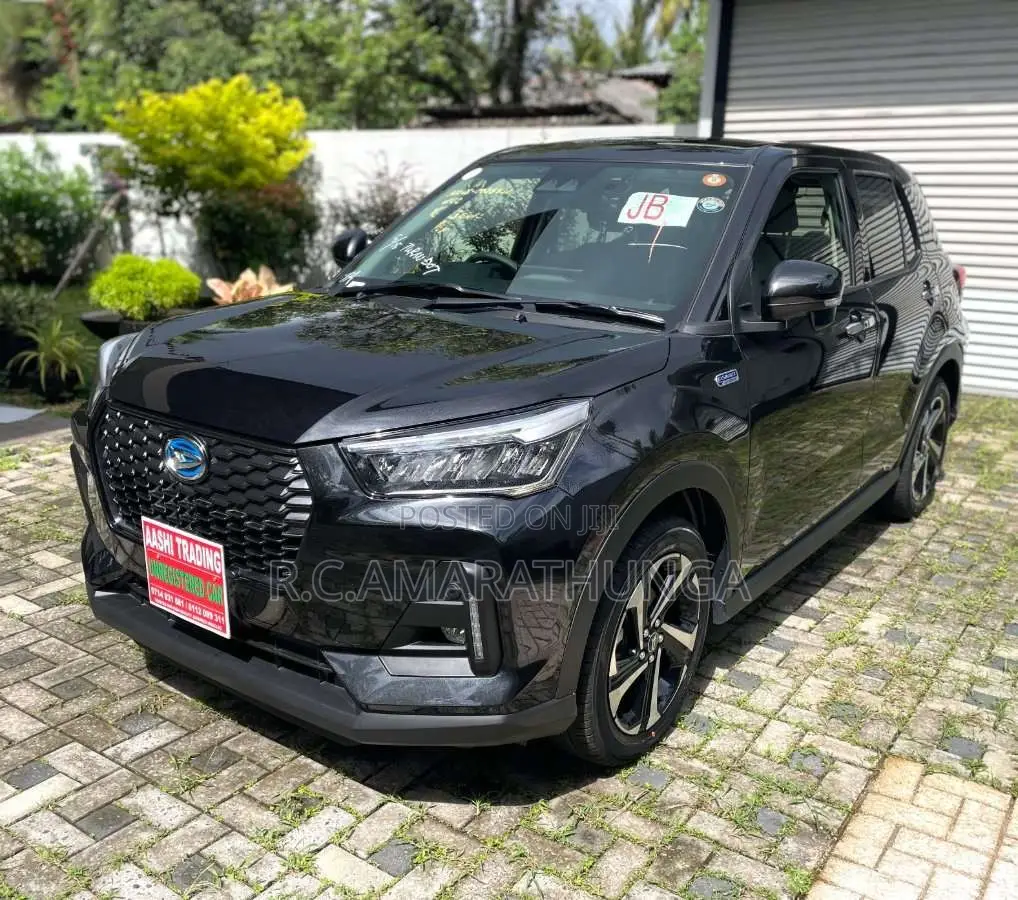 Daihatsu Rocky Premium G Hybrid 2025 SUV Unregistered (Recondition)