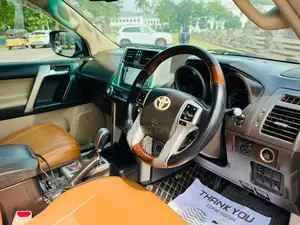 Toyota Land Cruiser Prado TRJ 150 TXL 2010 SUV (Used)