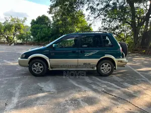 Mitsubishi RVR 1998 SUV (Used)