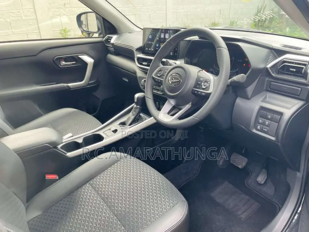 Daihatsu Rocky Premium G Hybrid 2025 SUV Unregistered (Recondition)