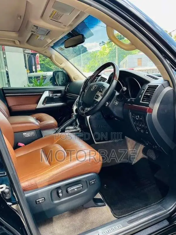 Toyota Land Cruiser Sahara V8 ZX Bruno Cross 2016 SUV (Used)