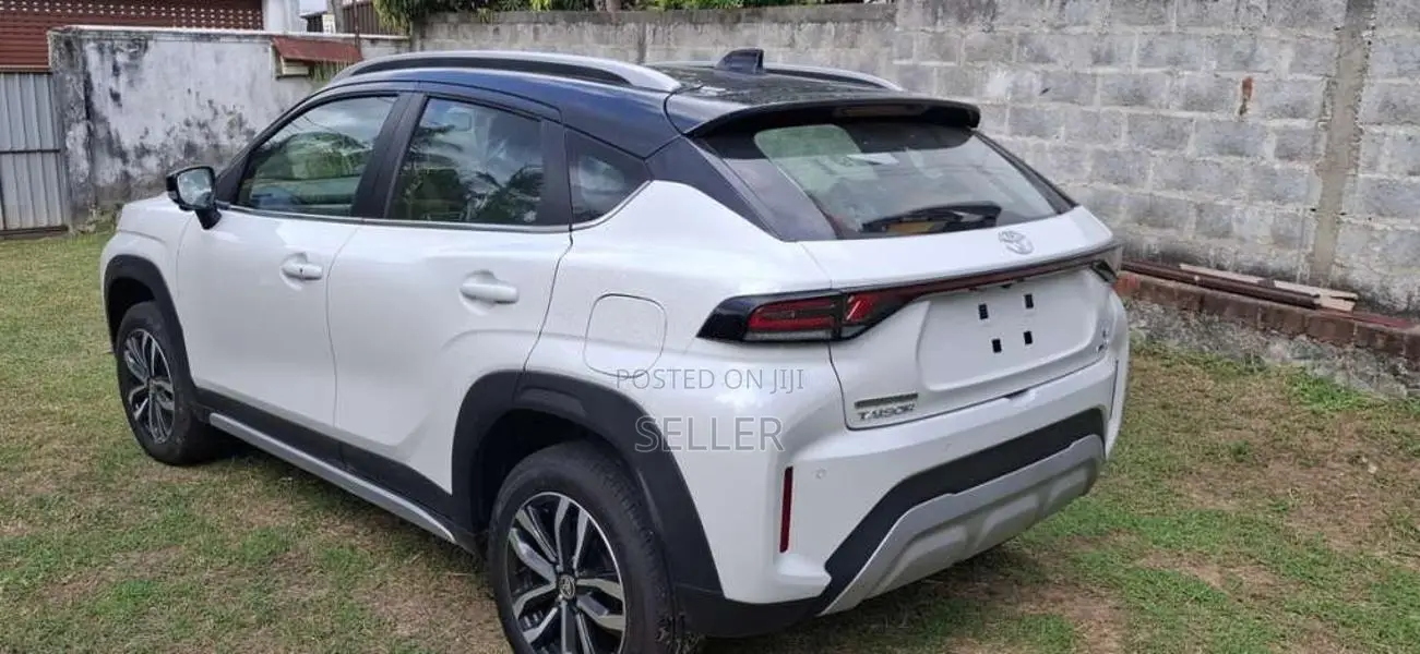 Toyota Taisor V Grade Dual Tone 2026 SUV Brand New