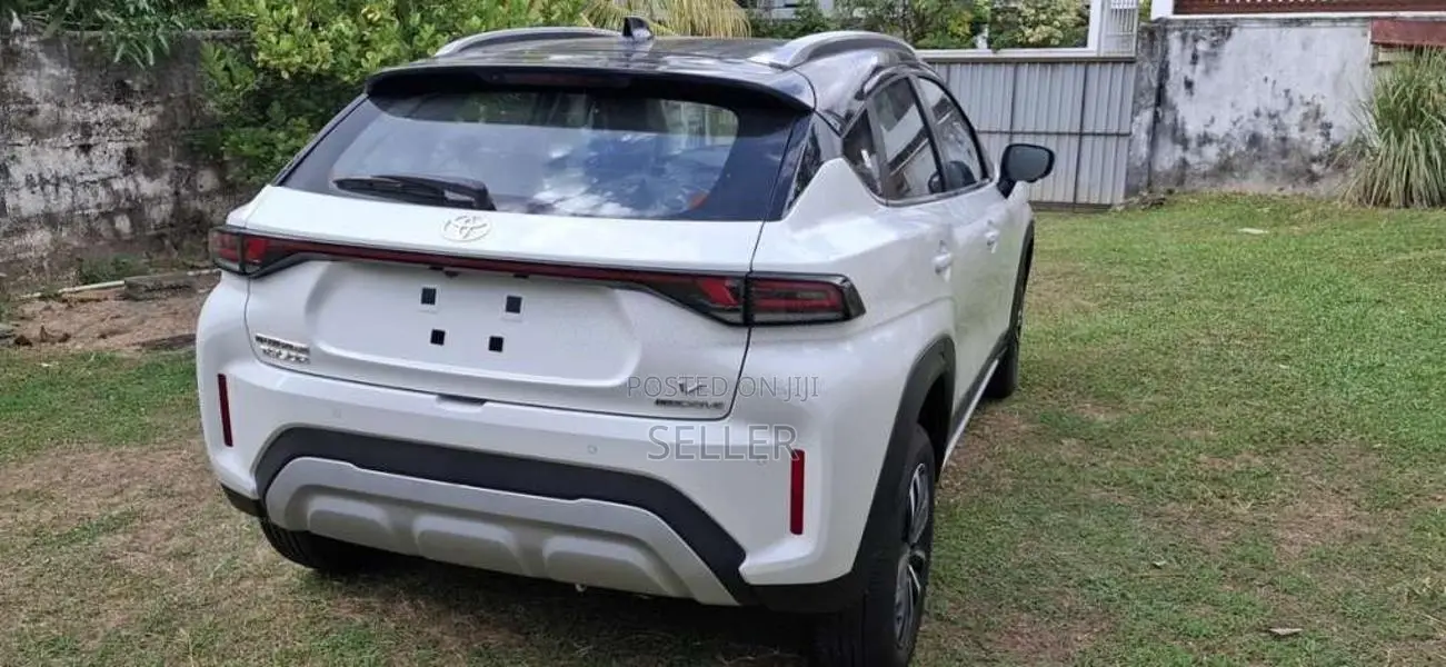 Toyota Taisor V Grade Dual Tone 2026 SUV Brand New