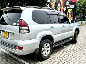 Toyota Land Cruiser 2007 SUV Unregistered (Recondition)