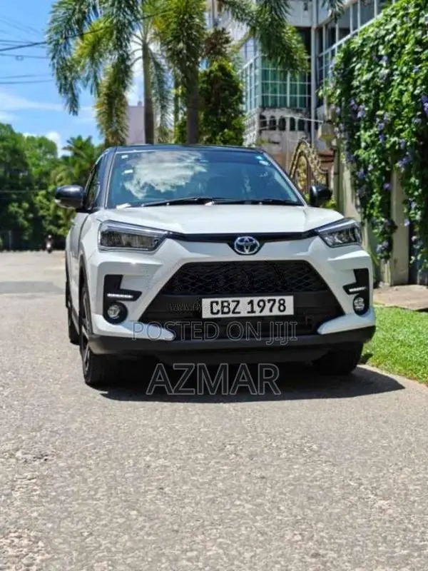 Toyota Raize Z Hybrid BSM 2025 SUV (Used)