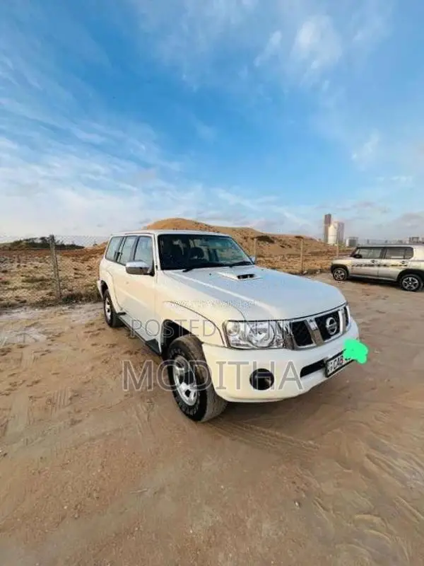 Nissan Patrol 2013 SUV (Used)