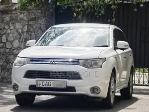 Mitsubishi Outlander 2014 SUV (Used)