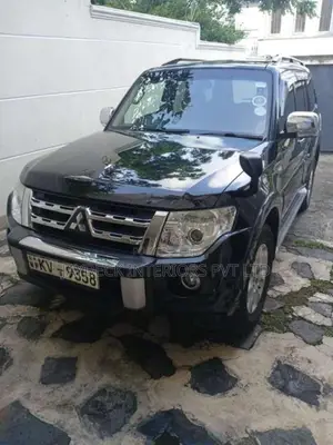 Mitsubishi Montero V98 2013 SUV (Used)