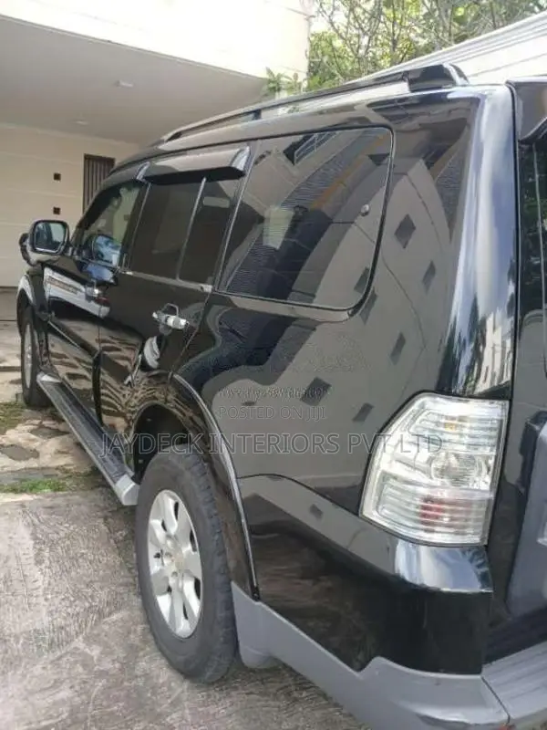 Mitsubishi Montero V98 2013 SUV (Used)