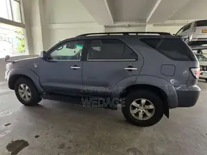 Toyota Fortuner 2007 SUV (Used)