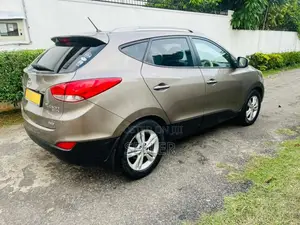 Hyundai Tucson 2012 SUV (Used)