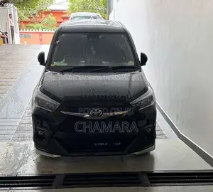 Toyota Raize 2023 SUV (Used)