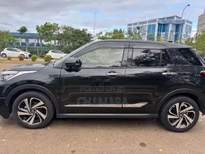 Toyota Raize 2023 SUV (Used)