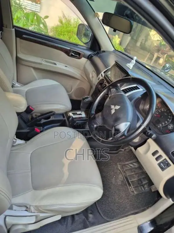Mitsubishi Montero Sport 2012 SUV (Used)