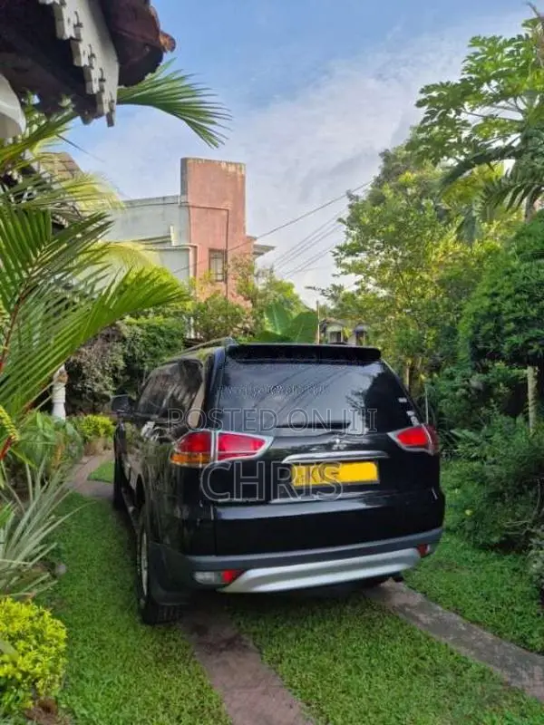 Mitsubishi Montero Sport 2012 SUV (Used)