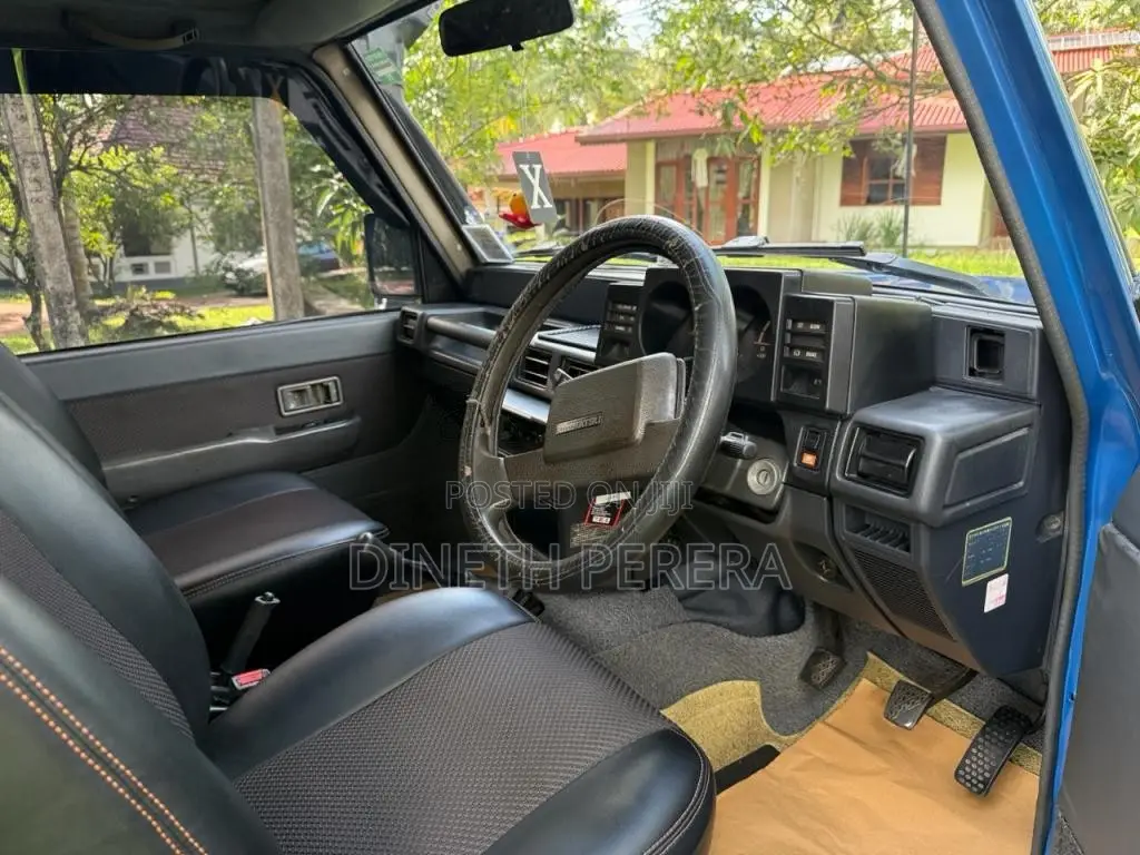 Daihatsu Rocky Rugger 1987 SUV (Used)