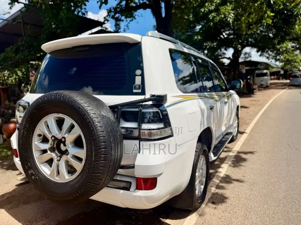 Toyota Land Cruiser V8 2008 SUV (Used)