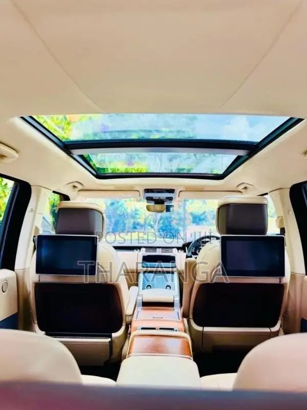 Range-Rover Vogue LWB BIOGRAPHY 2019 SUV (Used)