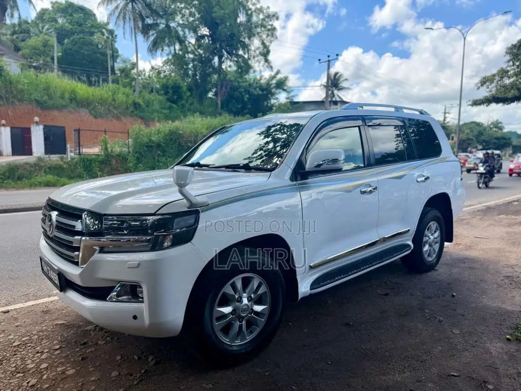 Toyota Land Cruiser V8 2008 SUV (Used)