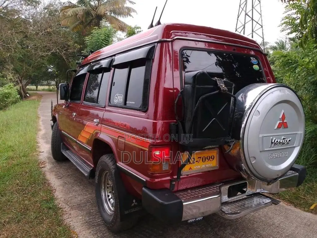 Mitsubishi Pajero 1989 SUV (Used)