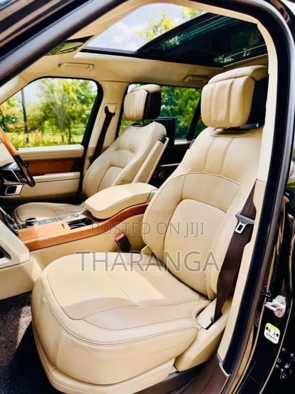 Range-Rover Vogue LWB BIOGRAPHY 2019 SUV (Used)
