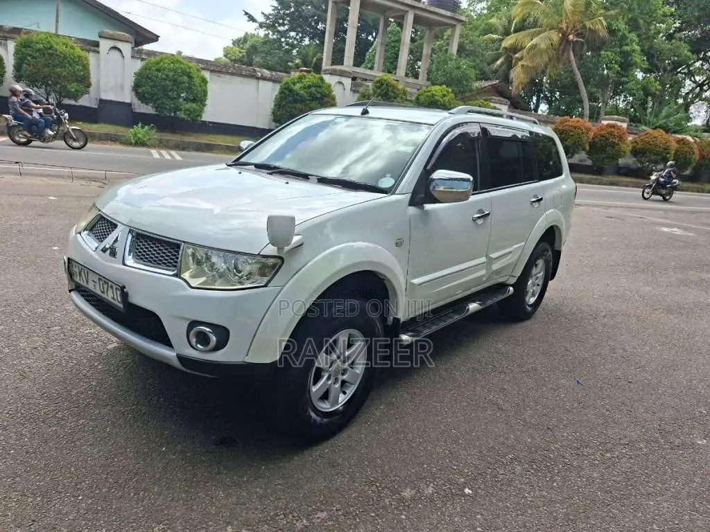 Mitsubishi Montero Sport 2012 SUV (Used)