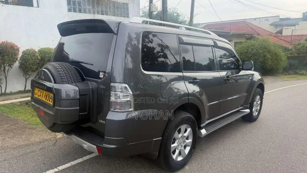 Mitsubishi Montero DID 2017 SUV (Used)