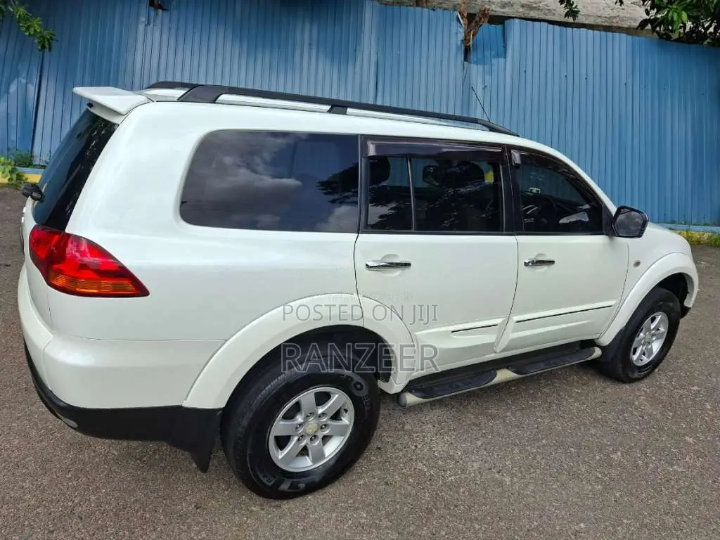 Mitsubishi Montero Sport 2012 SUV (Used)