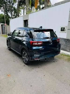 Toyota Raize 2023 SUV (Used)