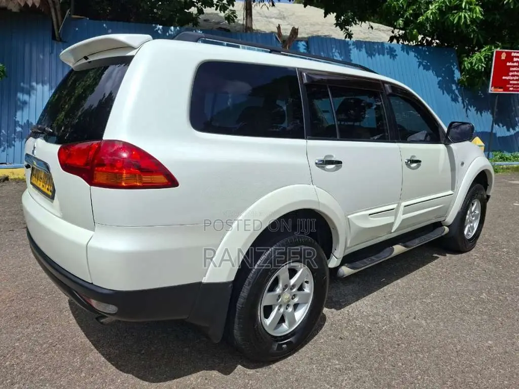 Mitsubishi Montero Sport 2012 SUV (Used)