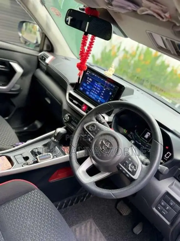 Toyota Raize 2023 SUV (Used)