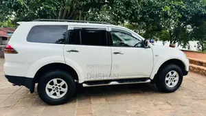 Mitsubishi Montero Sport 2011 SUV (Used)