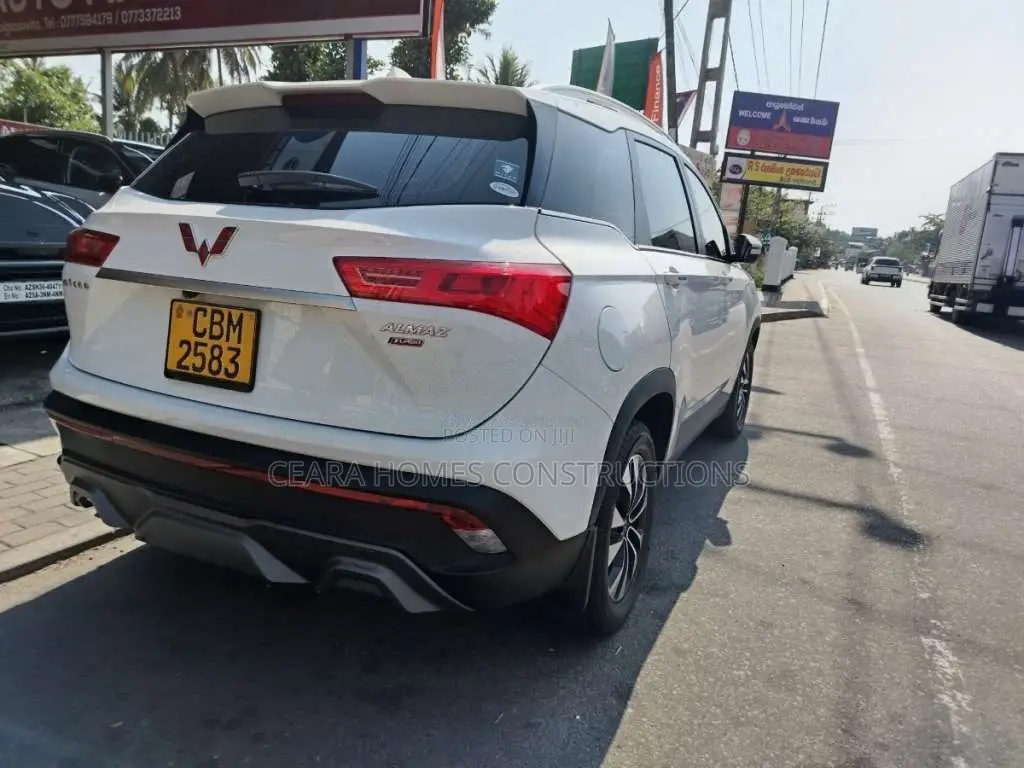 Wuling Almaz 2023 SUV (Used)
