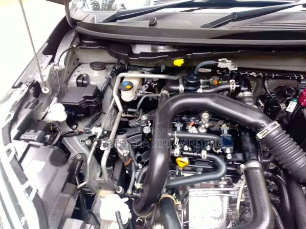 Toyota Raize 2025 SUV (Used)